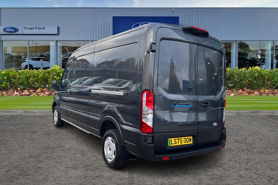 Used Ford E-TRANSIT 2