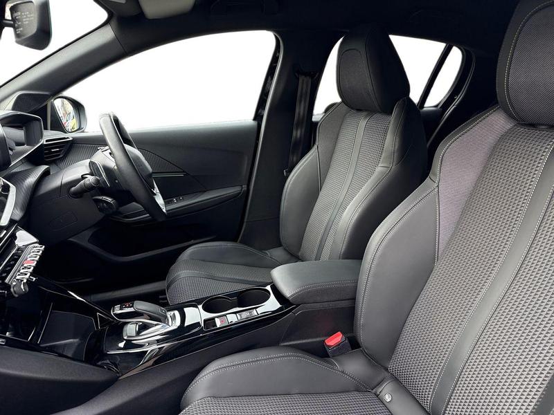 Used Peugeot 208 NU22EOR 16