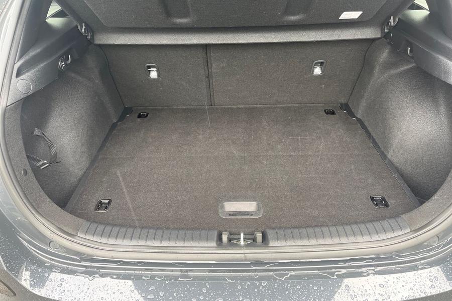 Kia CEED Photo autoimg-30026382f0fb433e00006fc7f1d2d069a8fa56b5.jpg