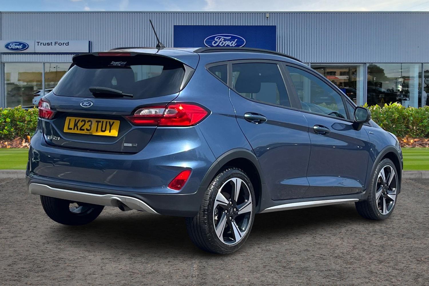 Ford Fiesta Photo 3