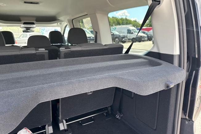 VOLKSWAGEN Caddy Maxi Photo 23