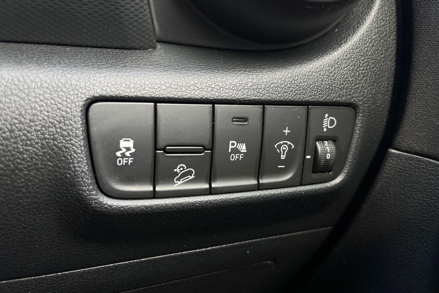 Hyundai KONA Photo 36