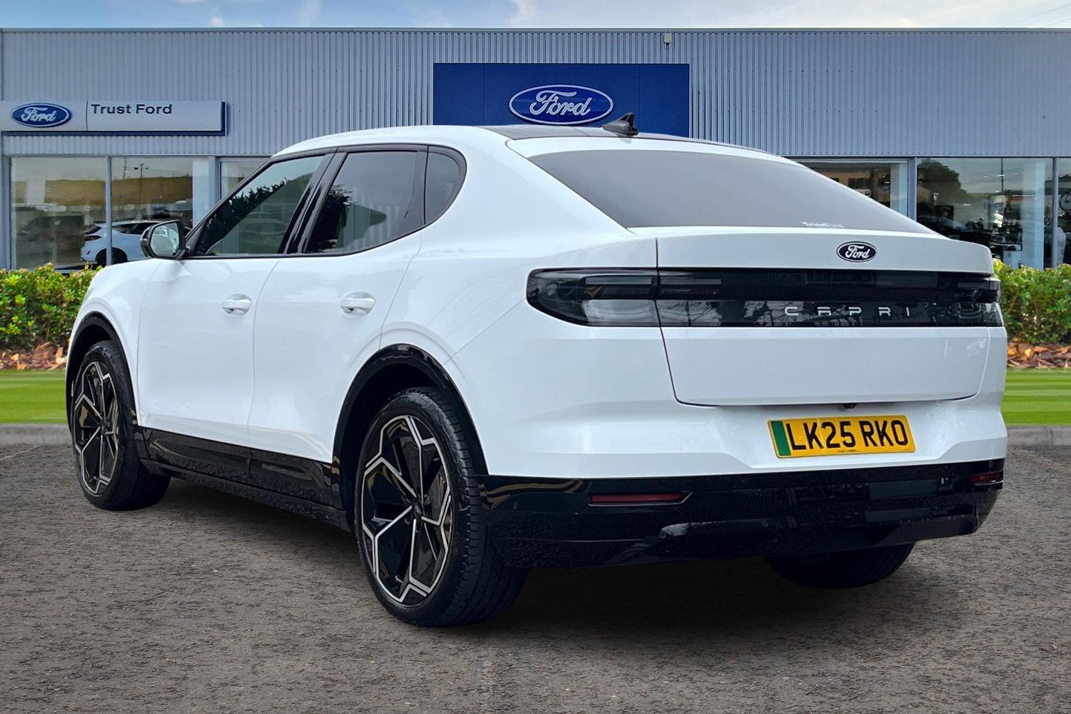Ford Capri Photo 1