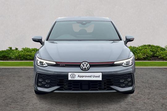 Volkswagen Golf Photo autoimg-300e8127f34f68ed156d66d8e071f79c15765689.jpg