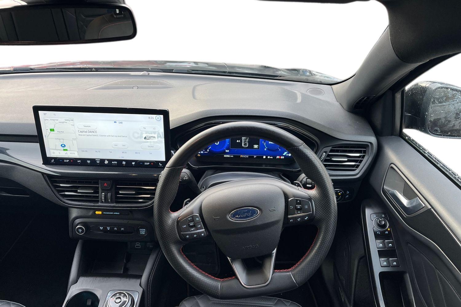 Ford FOCUS Photo 10