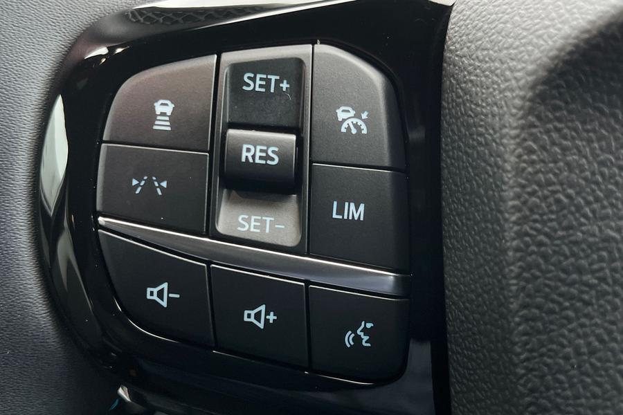 Ford PUMA Photo autoimg-3011d09300ded9061d8c776d34c6e671f1af81d9.jpg