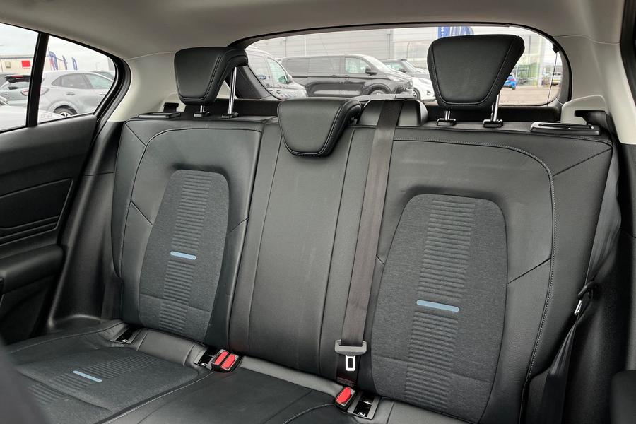 Ford Focus Photo autoimg-3012e35f648eb8dfe8d843f361d1071439efacbc.jpg