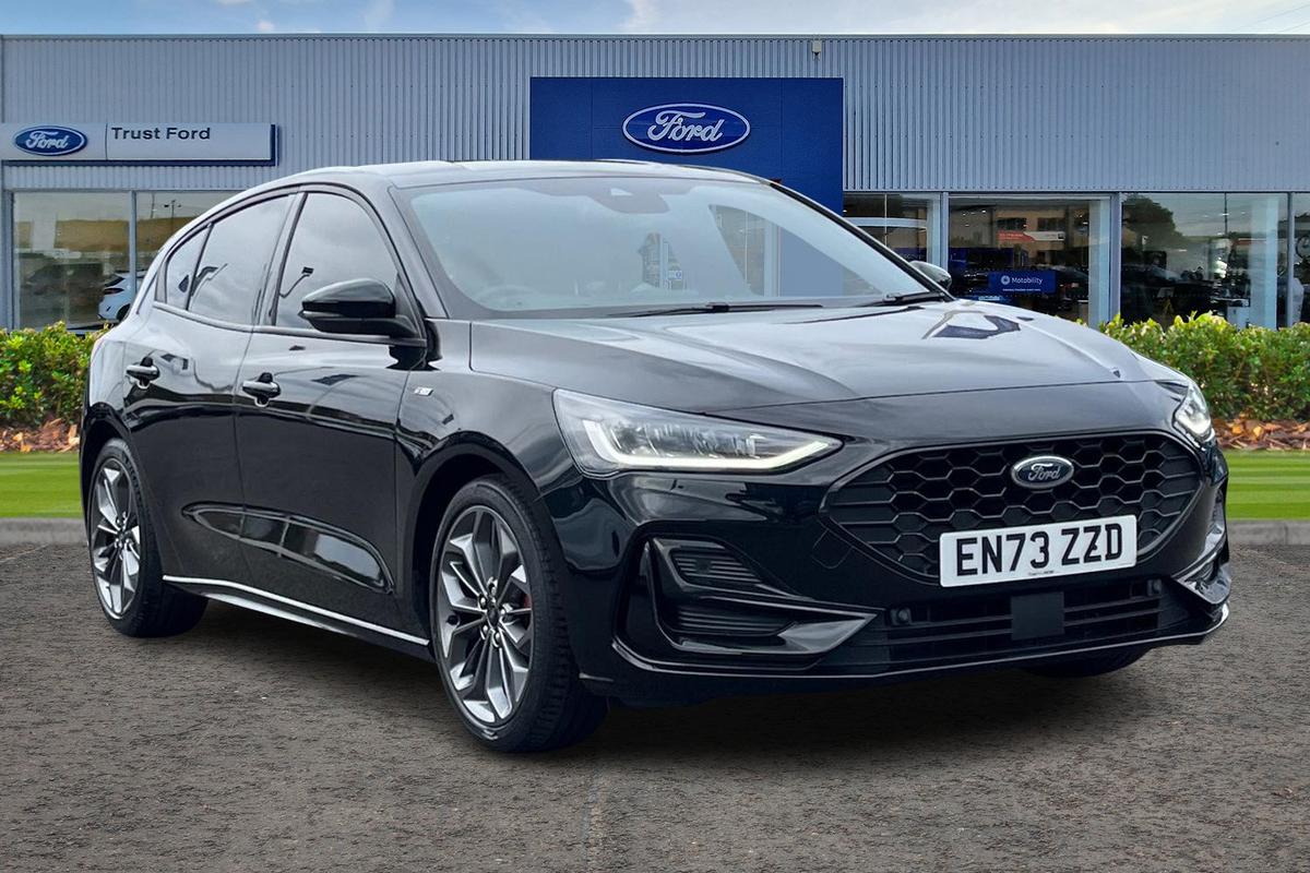 Ford Focus listing photo