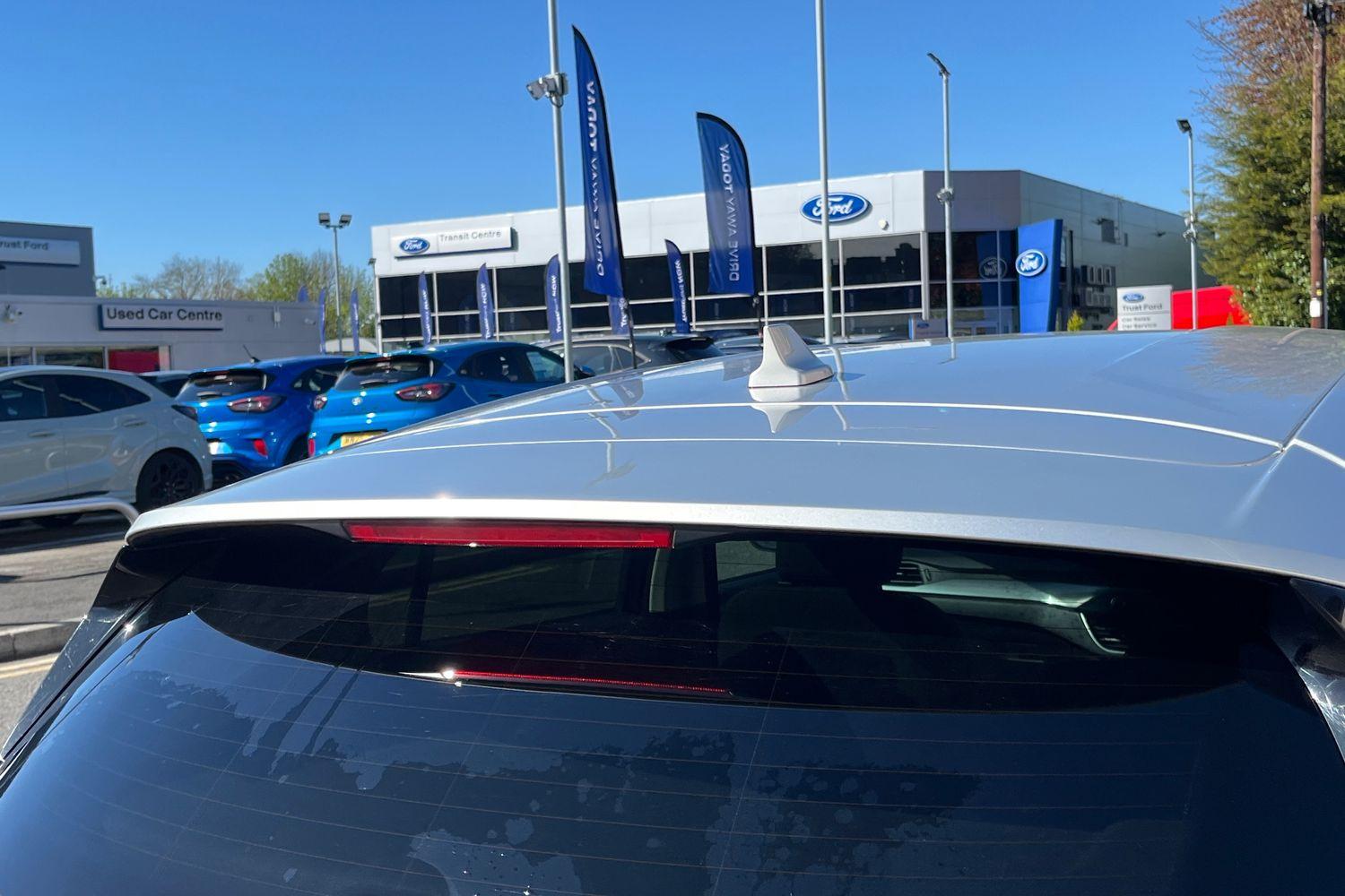 Ford FOCUS Photo 23
