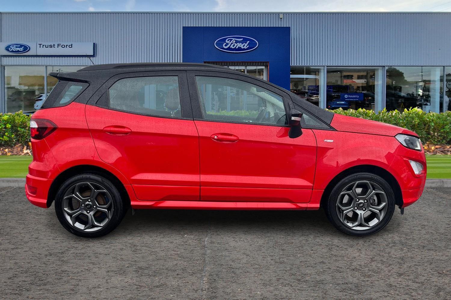 Ford ECOSPORT Photo 2