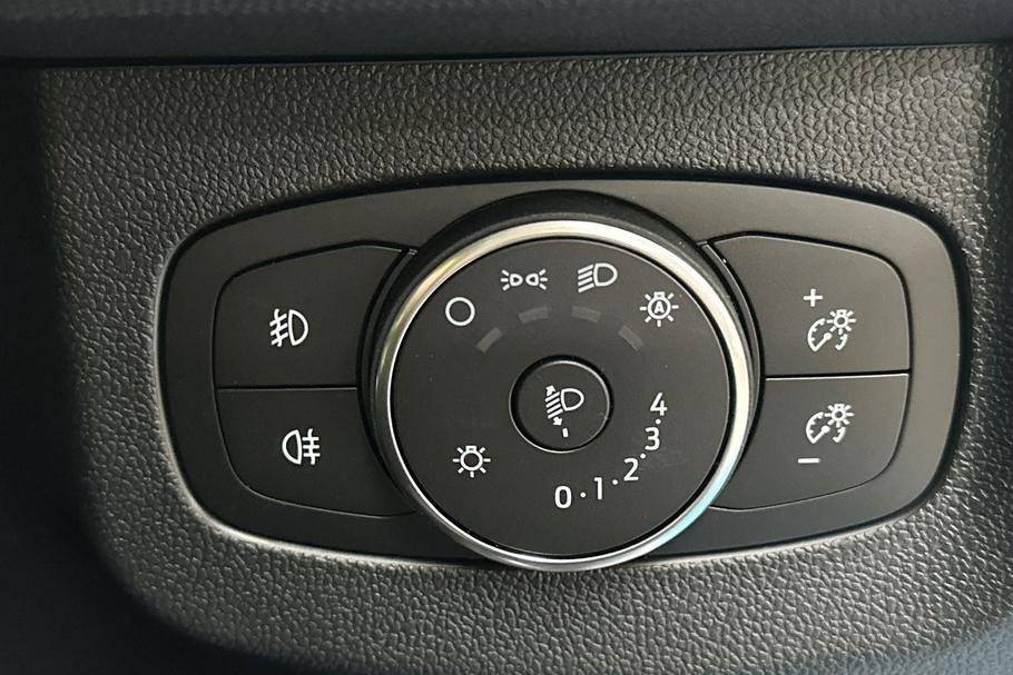 Used FORD E-TRANSIT COURIER LL75RMO 22