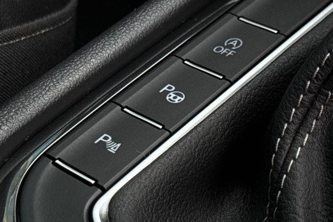 VOLKSWAGEN Tiguan Photo 27