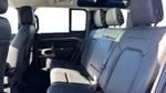 Land Rover Defender Photo 3