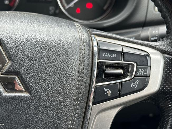 MITSUBISHI L200 Photo 17