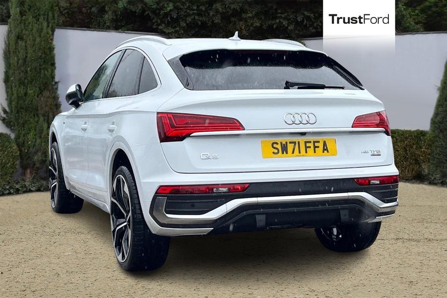 Audi Q5 Photo autoimg-3035a7a087318fd5805891852f22fbd83352f8b3.jpg