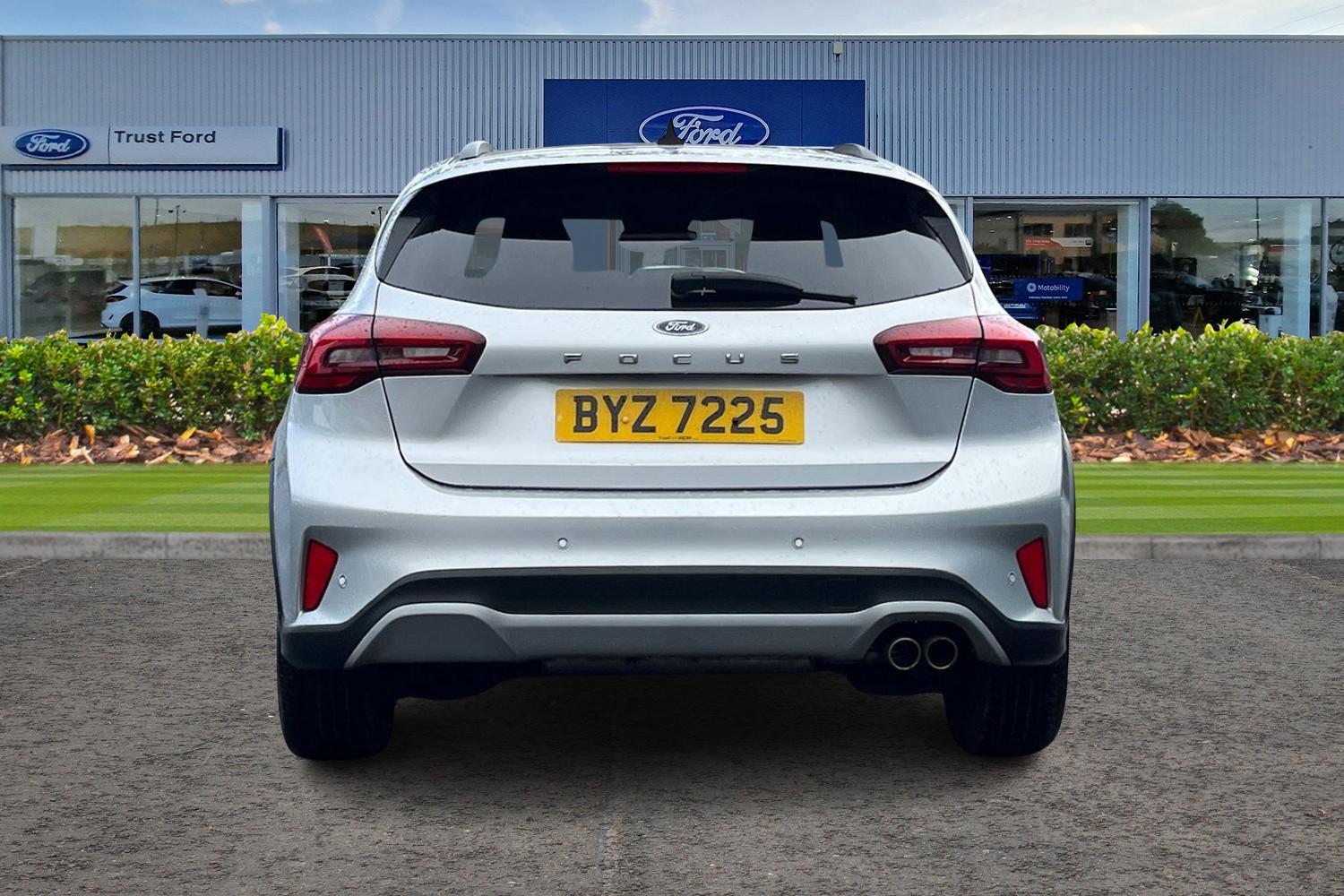 Ford FOCUS Photo 6
