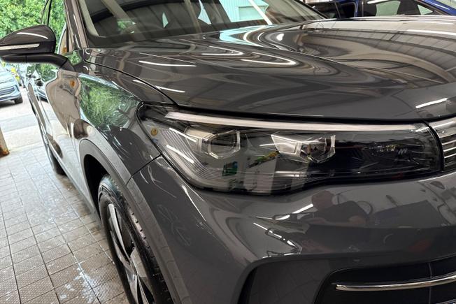VOLKSWAGEN Tiguan Photo 19