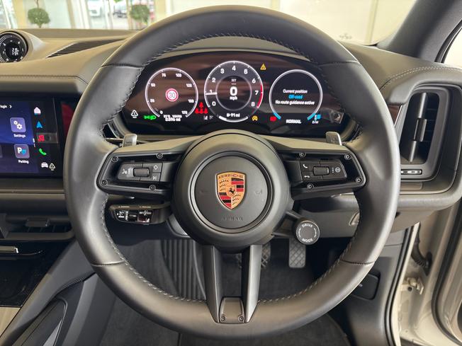 PORSCHE Cayenne Photo 17