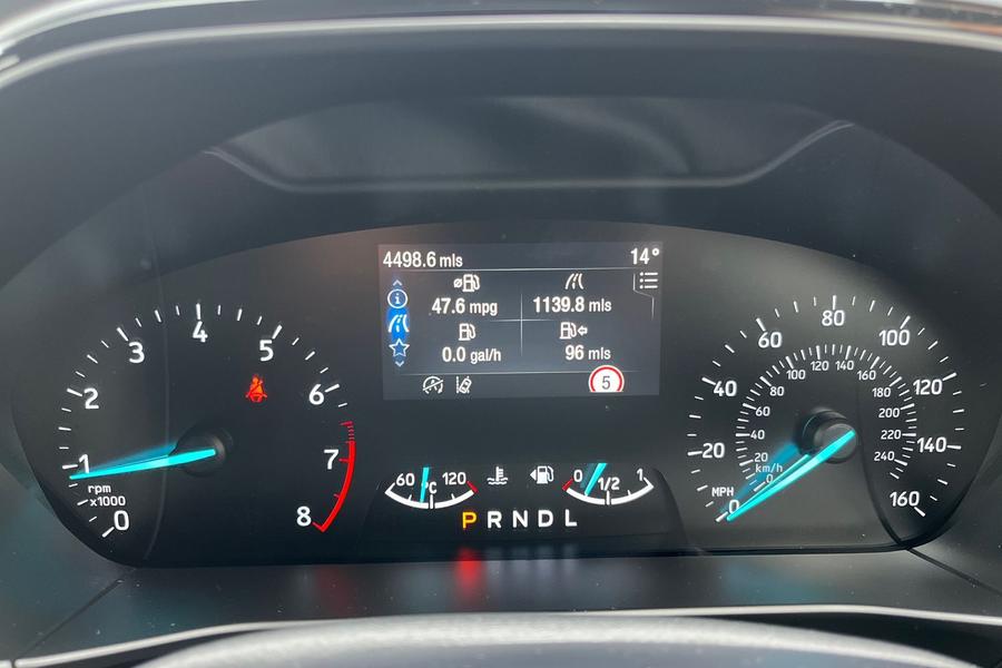 Ford FOCUS Photo autoimg-3040c6dc05c32ea98479d2c0d2547ea1aa3edbc8.jpg