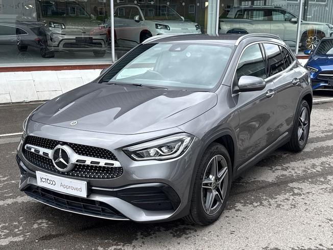 MERCEDES-BENZ GLA Photo 28