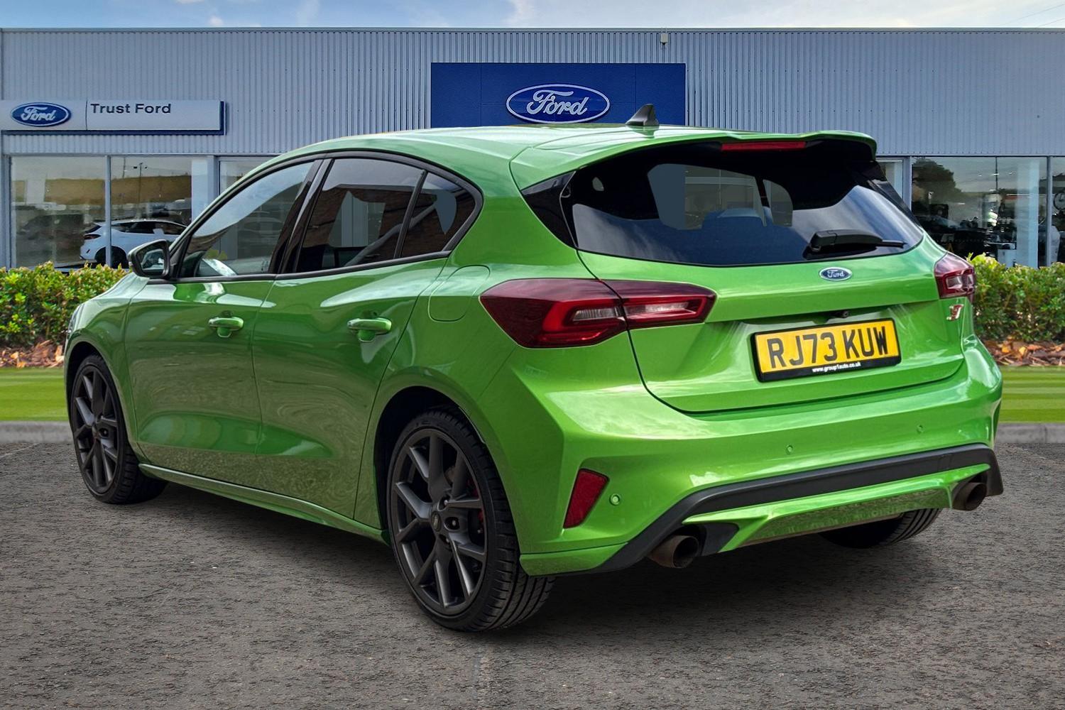 Ford FOCUS Photo 1