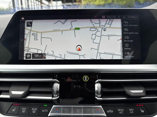 BMW 2 Series Photo 39
