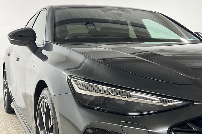 AUDI A6 Saloon Photo 38