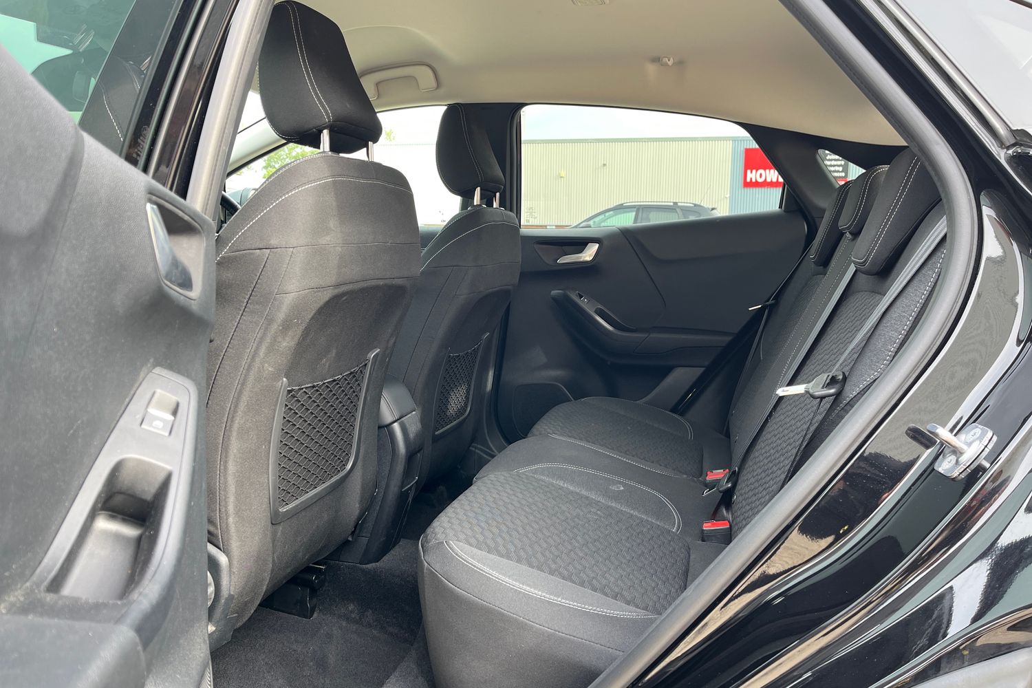 Ford Puma Photo 25