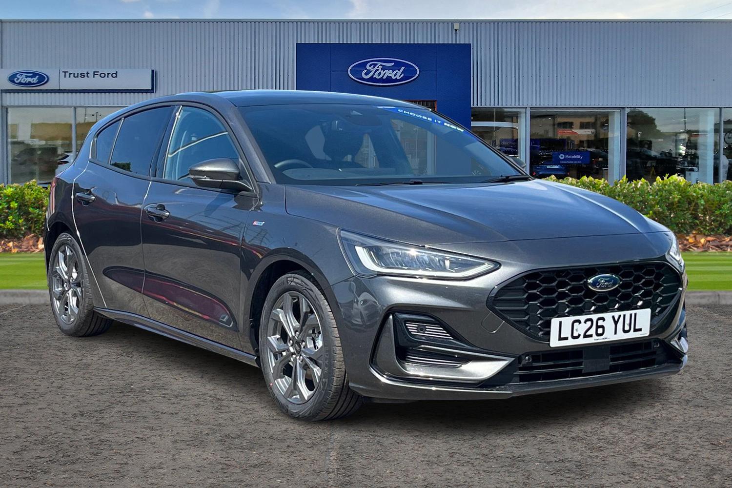 Ford FOCUS Photo 0