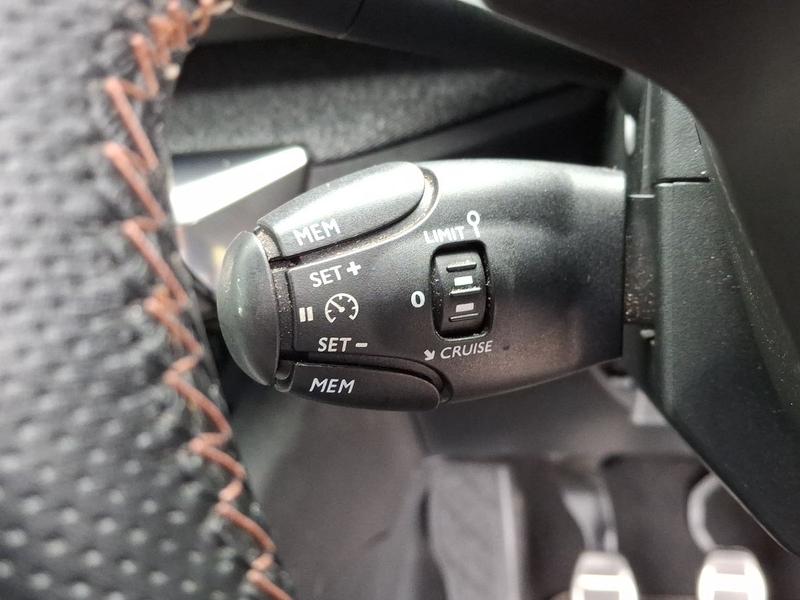 Used Peugeot 3008 NU17NJX 37