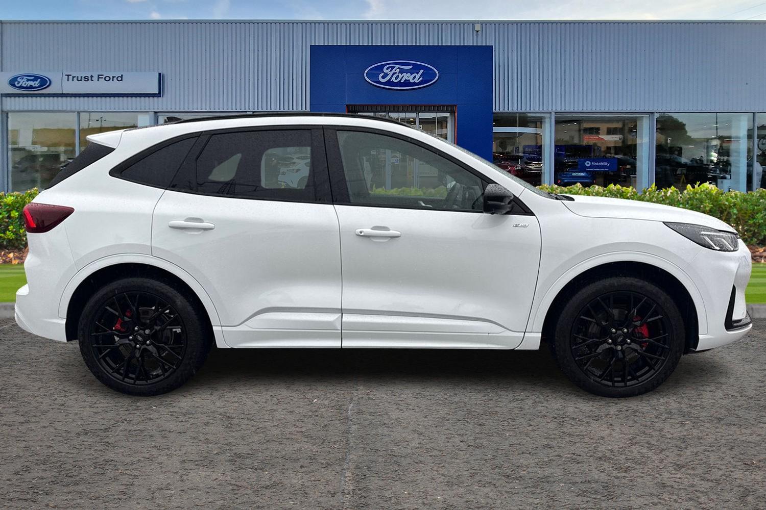 Ford KUGA Photo 2