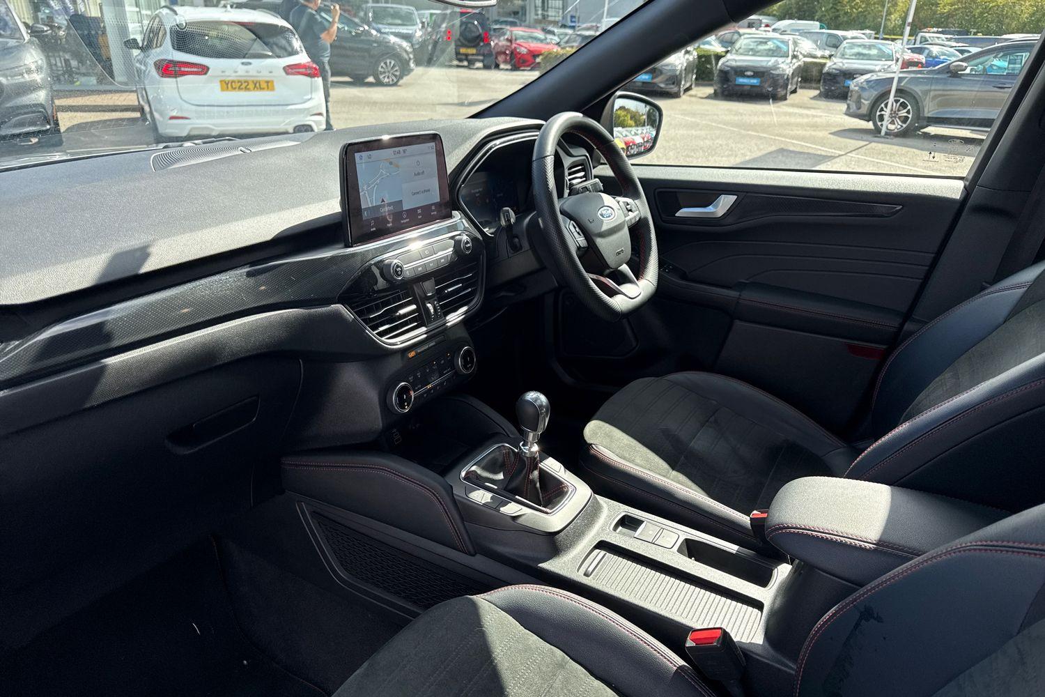 Ford KUGA Photo 17