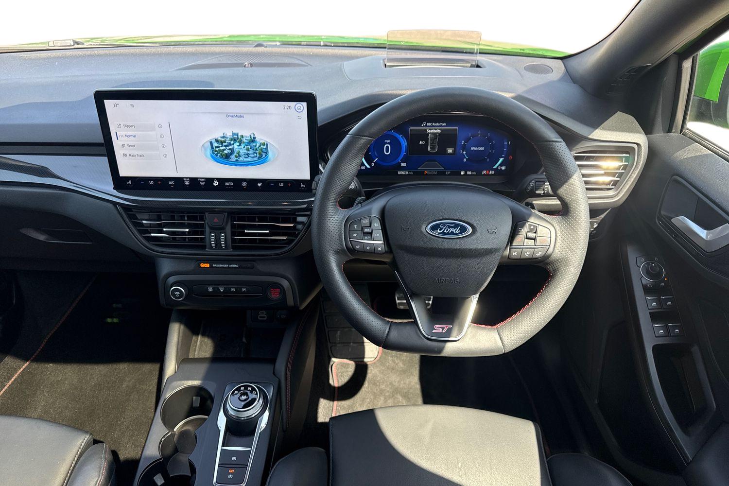 Ford FOCUS Photo 10