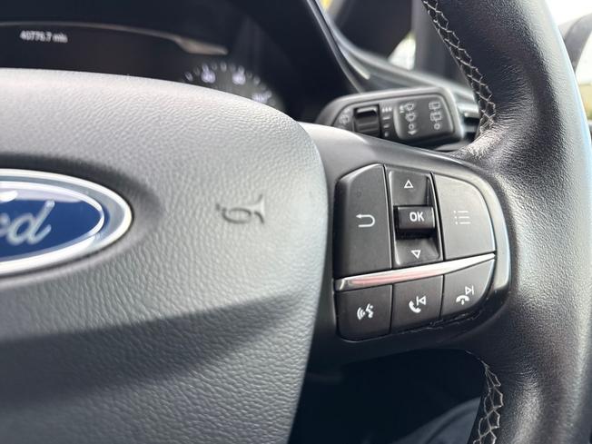 FORD Fiesta Photo 17