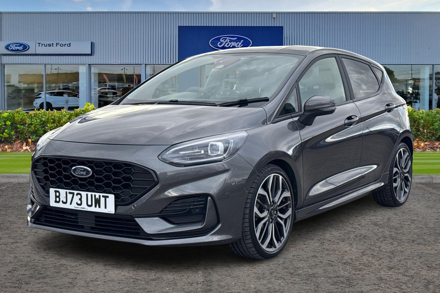 Ford FIESTA Photo 4