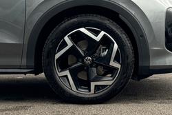 VOLKSWAGEN T-Roc Photo 5