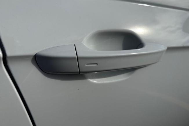 VOLKSWAGEN Taigo Photo 22