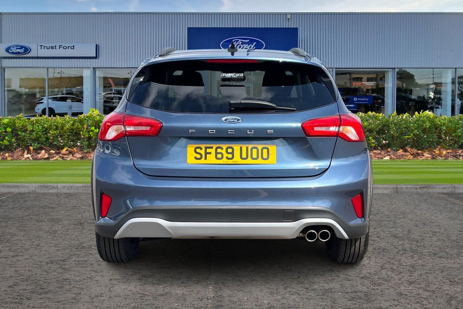 Ford Focus Photo 6