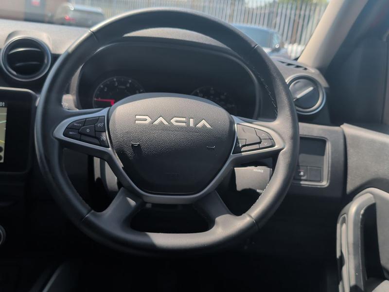 Used Dacia Duster NL73YYR 32