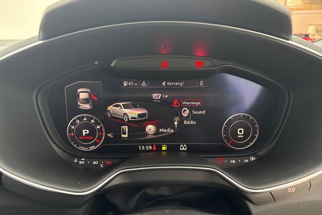 Audi TT Photo 15