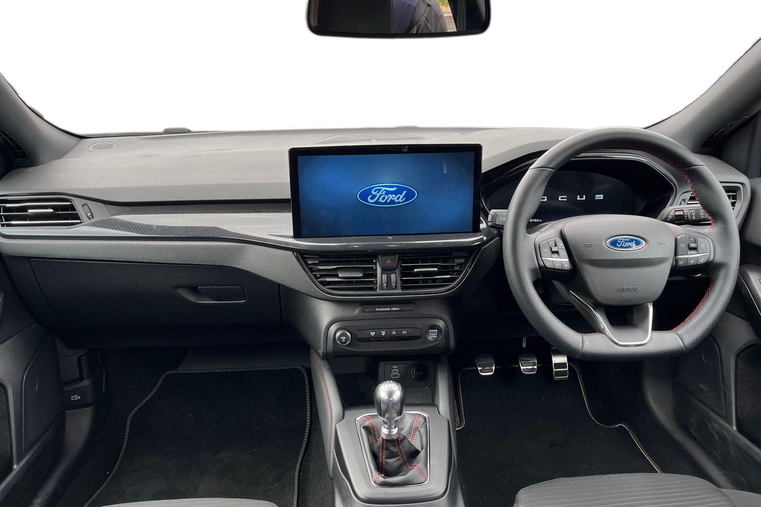 Ford Focus Photo 9
