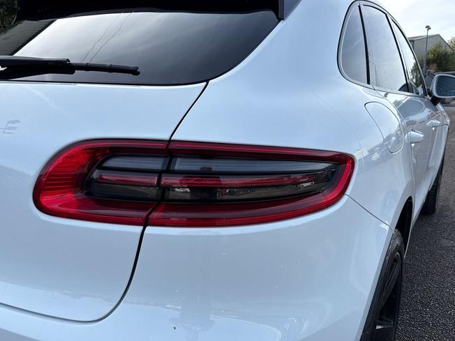 Porsche Macan Photo 18
