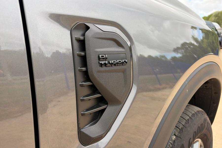 Ford RANGER Photo autoimg-306eaf7621841bcc2e957f70a0f94b8452f69627.jpg