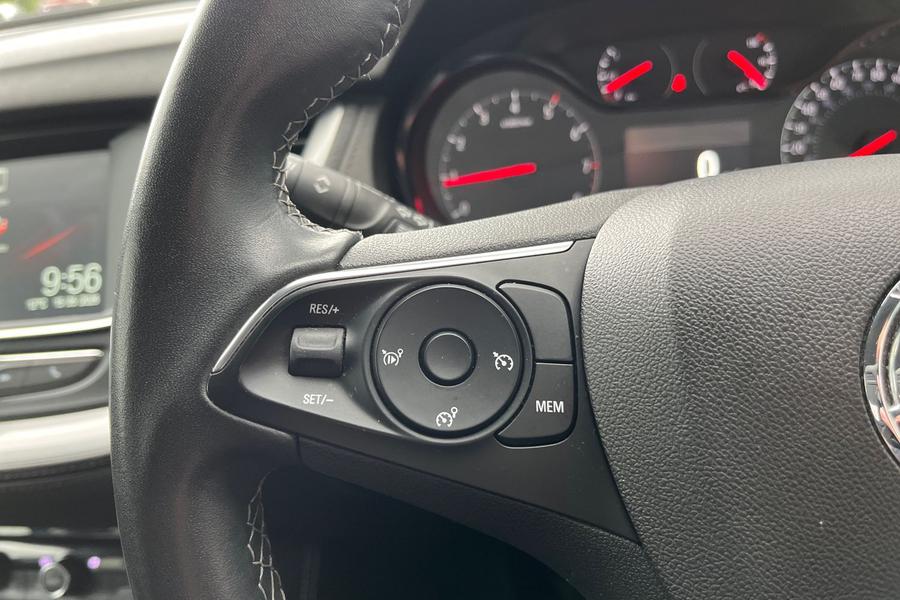 Vauxhall GRANDLAND X Photo autoimg-306f036f1e4a8d72bbcf74271a9d4fd0c0e4f4cc.jpg