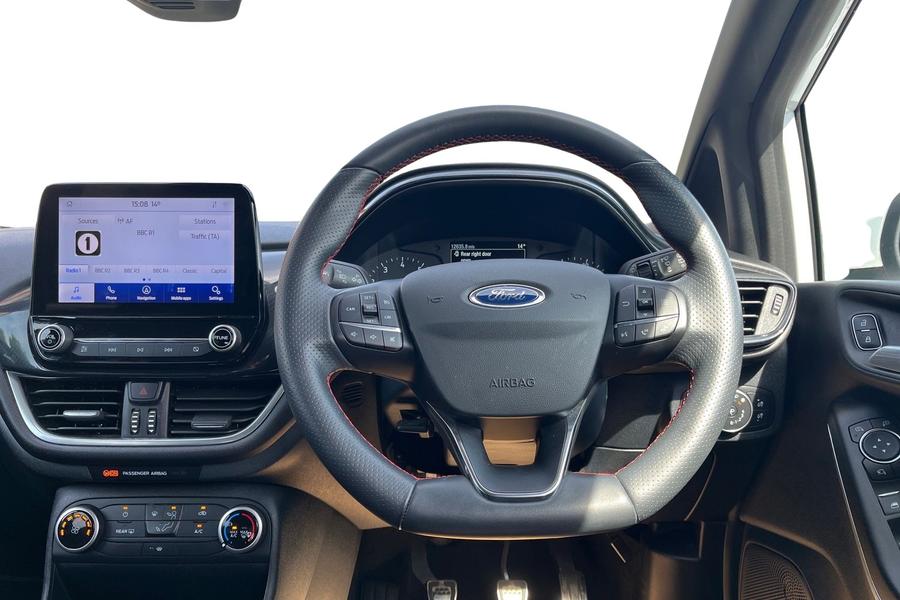Ford FIESTA Photo autoimg-3070eb90e10f5a1b71d10b99a9559cd6910830f1.jpg