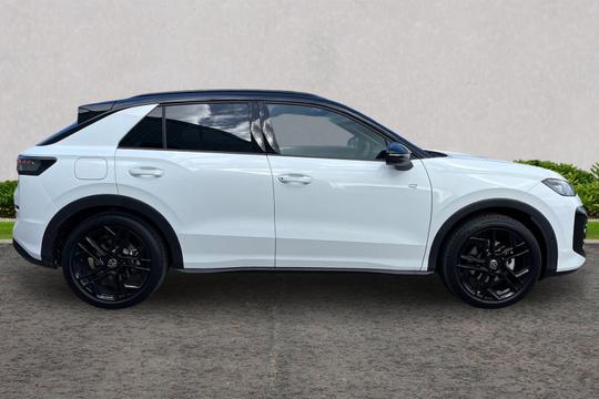 Volkswagen T-Roc Photo autoimg-307333f80c3de75345861b545613d66f09f14448.jpg