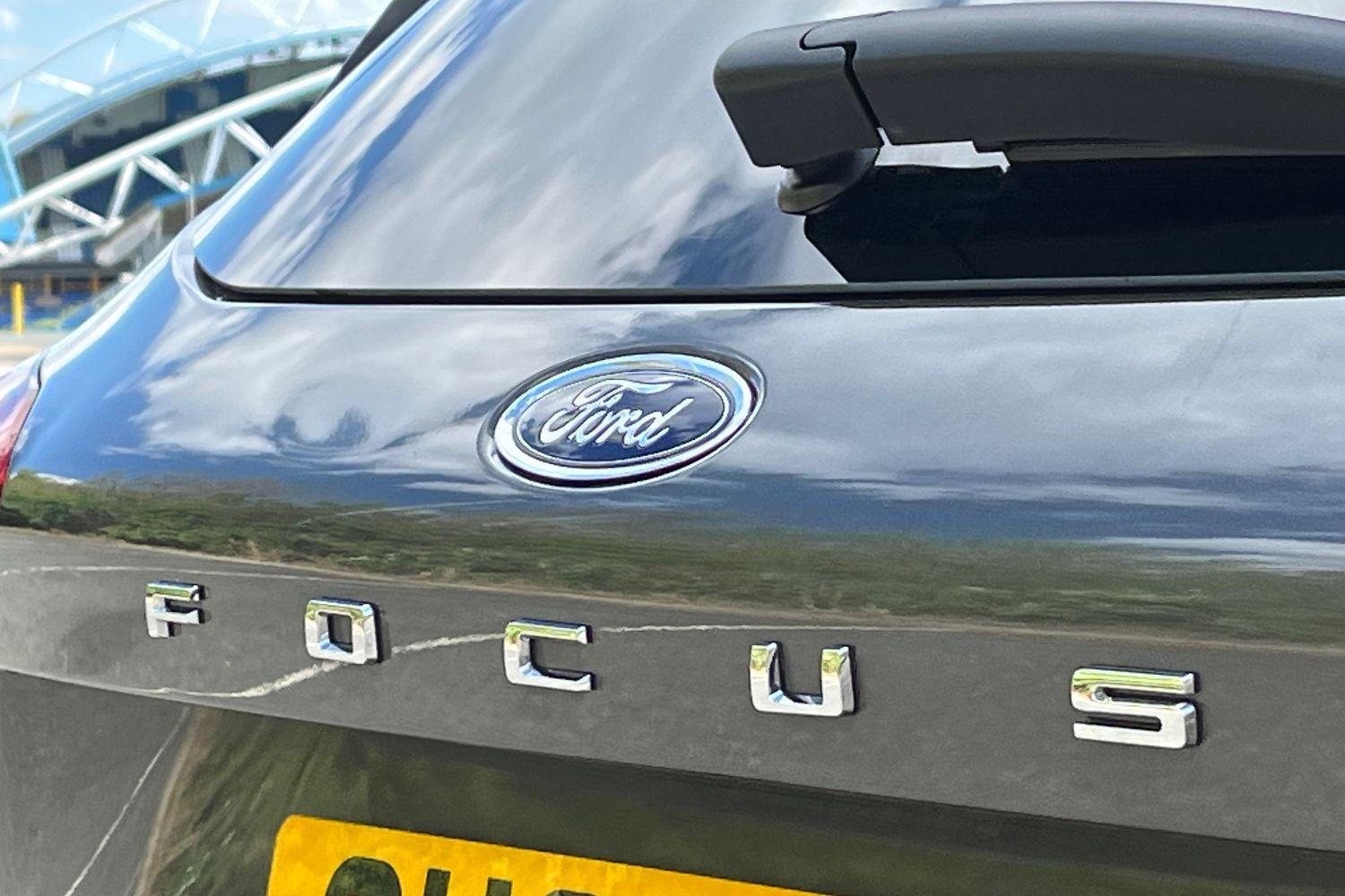 Ford FOCUS Photo 38