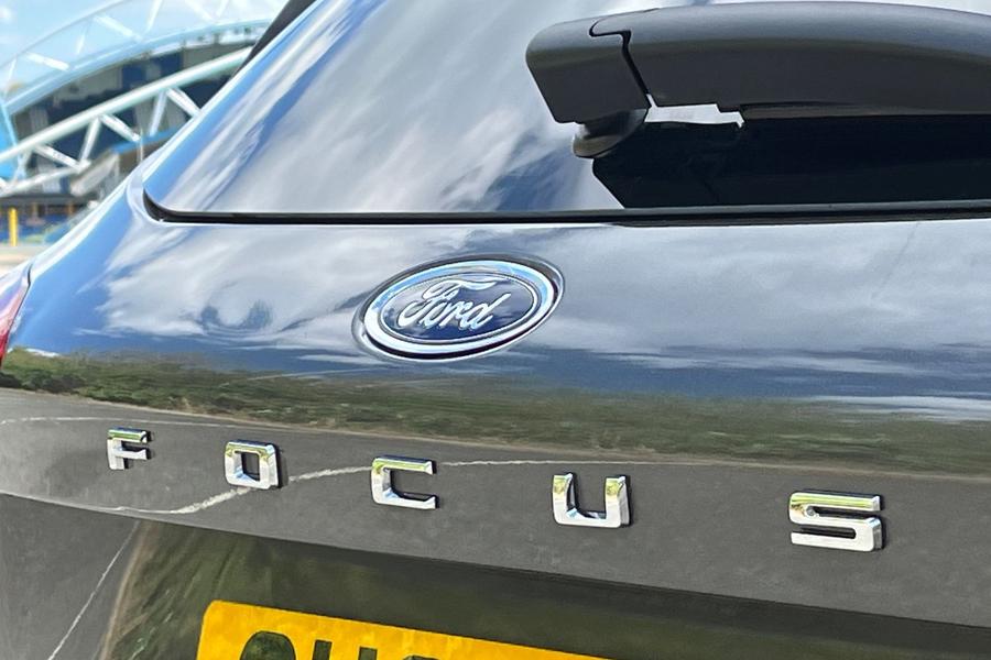 Ford FOCUS Photo autoimg-30754c8e3e0c6c519be634812125eb73ab011f20.jpg