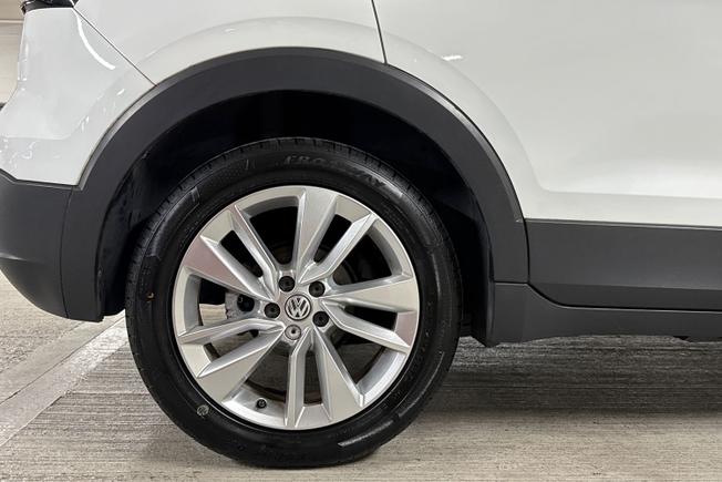 VOLKSWAGEN T-Cross Photo 5