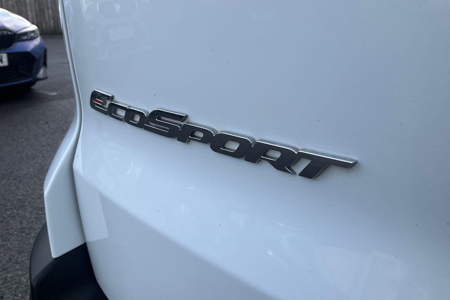 Ford ECOSPORT Photo 38